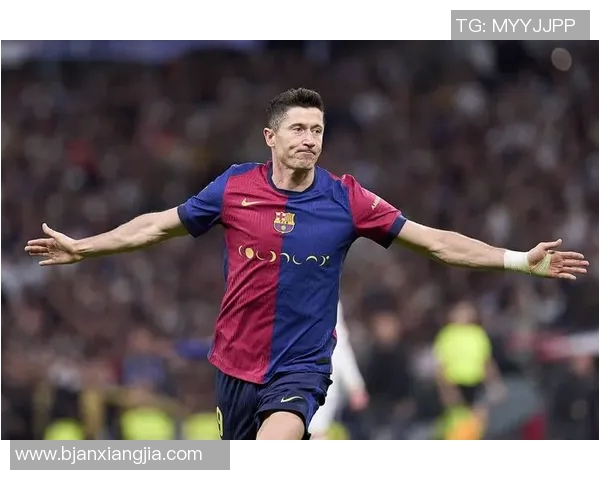 足球明星退役后的生活与转型之路探讨与启示